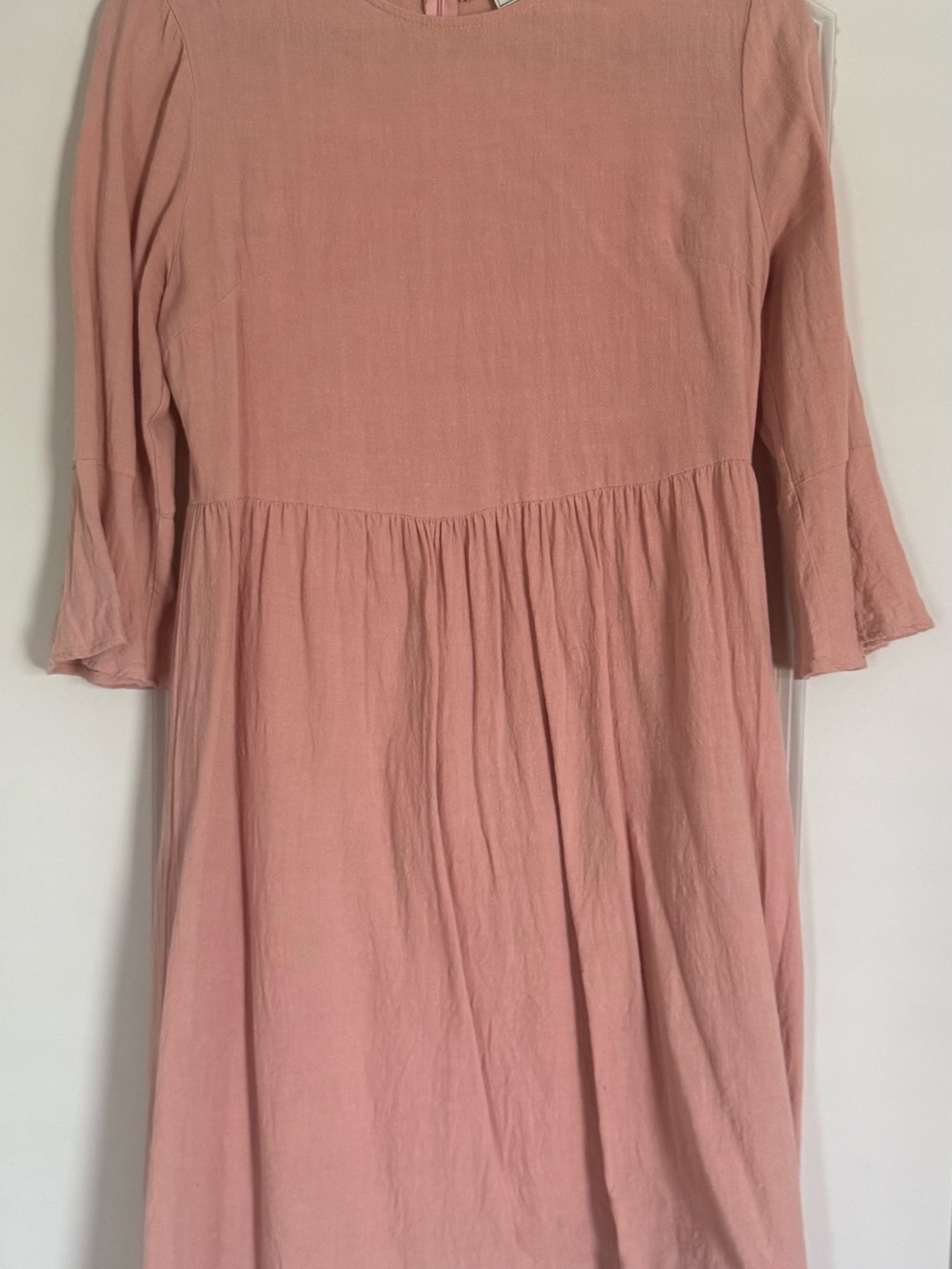 Boutique Women's Blush Pink Midi Dress with Three-Quarter Sleeves